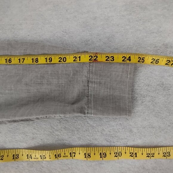 Izod Men's Light Brown, Mocha 100% Cotton Button Down Dress Shirt. Size Medium - Picture 10 of 12